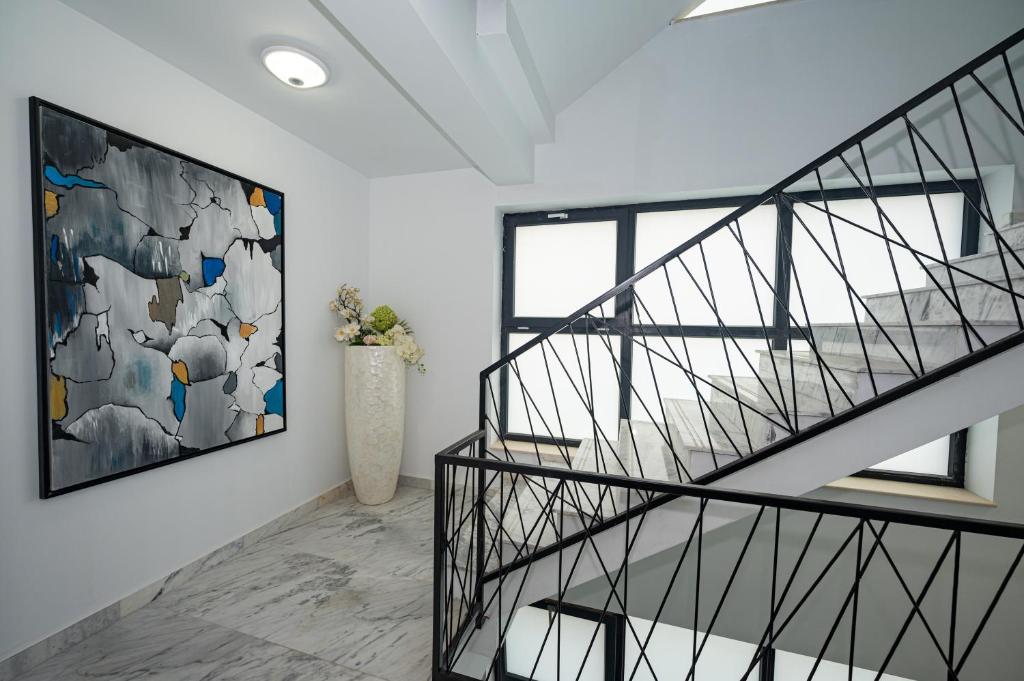 Signature Promenada Hotel Apartments 2