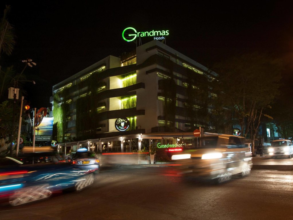 Grandmas Plus Hotel Legian