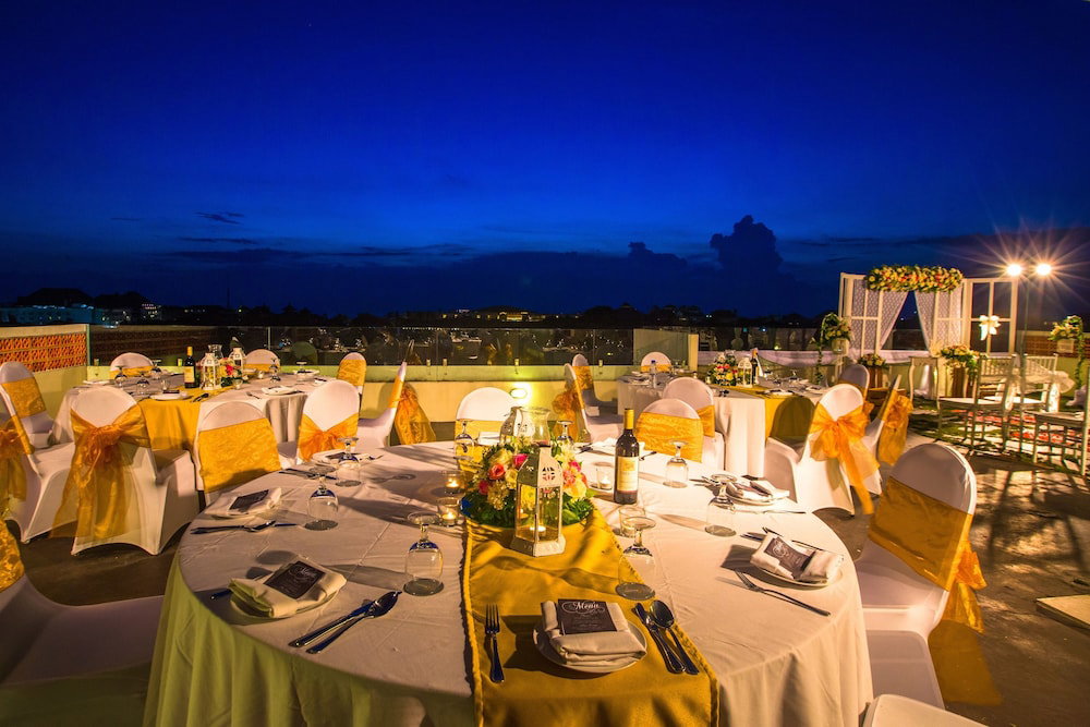 Hotel Harper Kuta Hotel