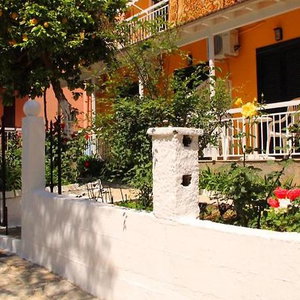Hotel Villa Martha cazare Benitses