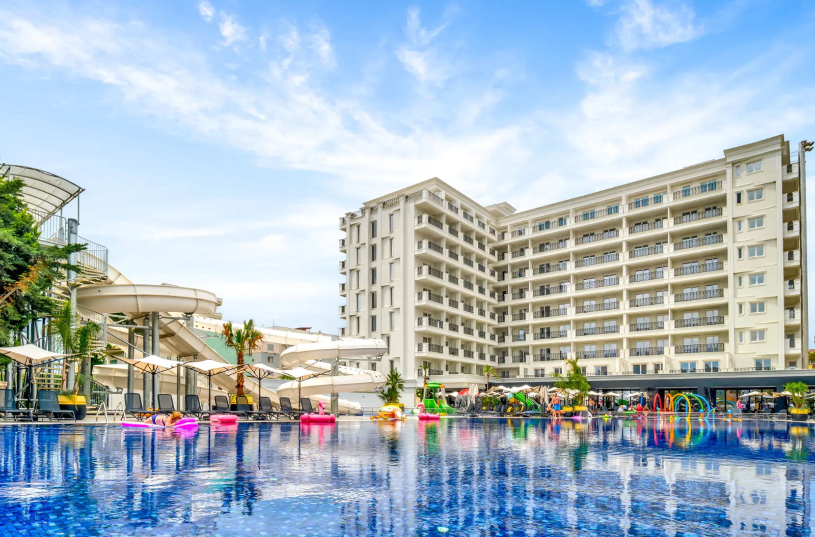 Hotel Bonita Luxury Resort & Spa