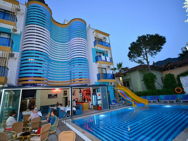 Yade Luxe Hotel