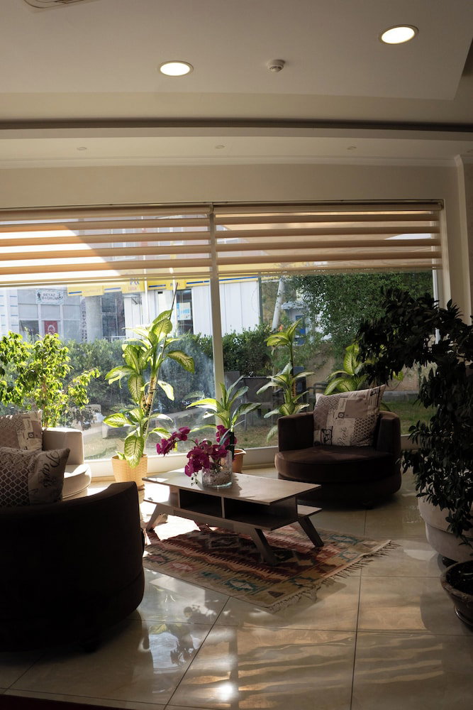 Gulluk Life Hotel