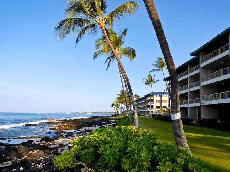 Hotel Kona Reef By Castle Resorts & Hotels