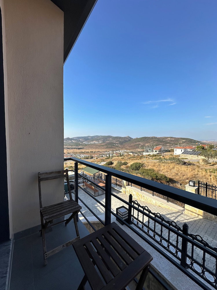 Mila Villa Focakoy