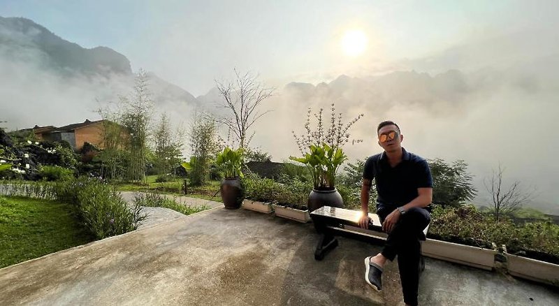 Hotel Hmong Village Resort