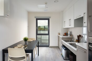 Hotel Melbourn Point