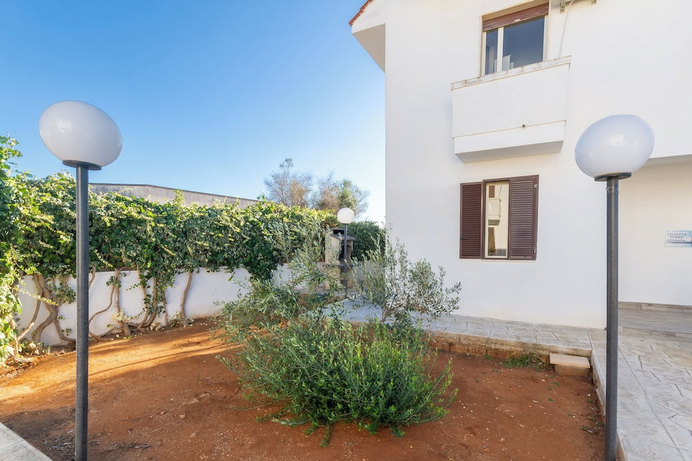 Hotel Porto Cesareo Air-Conditioned Villa 12 Beds Torre Cesarea