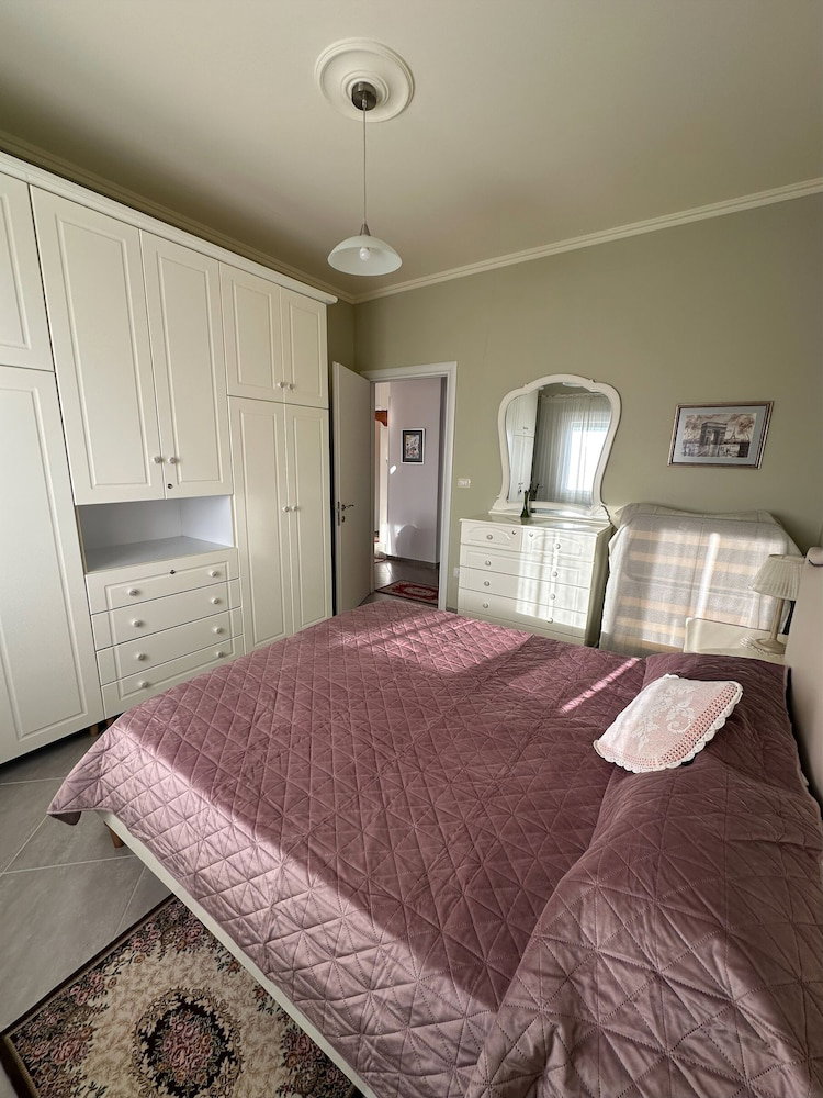 Hotel Olive Hill Apartment