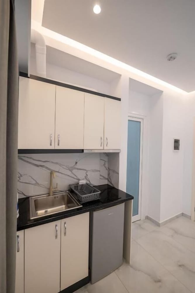 Mario Apartments