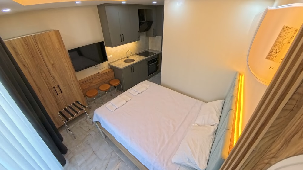 Hillfort Suites Apart Otel