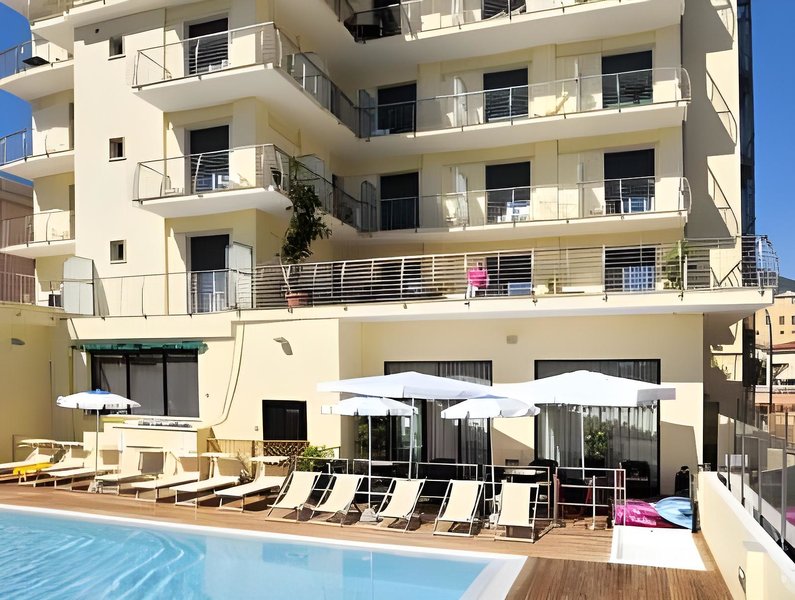 Hotel Excelsior