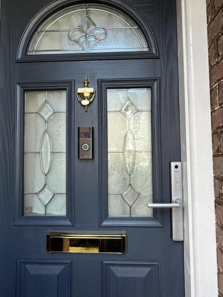 Hotel Luton Town House Near Airport