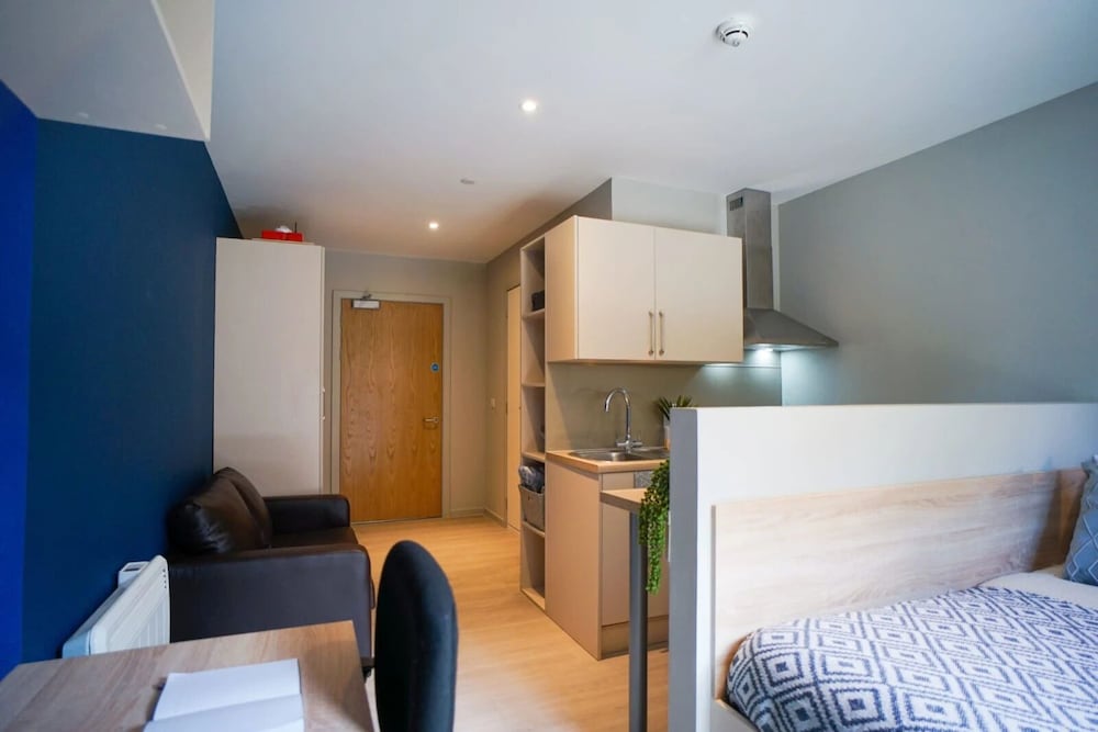 Hotel For Students Only - Straits Meadow In Edinburgh City Centre