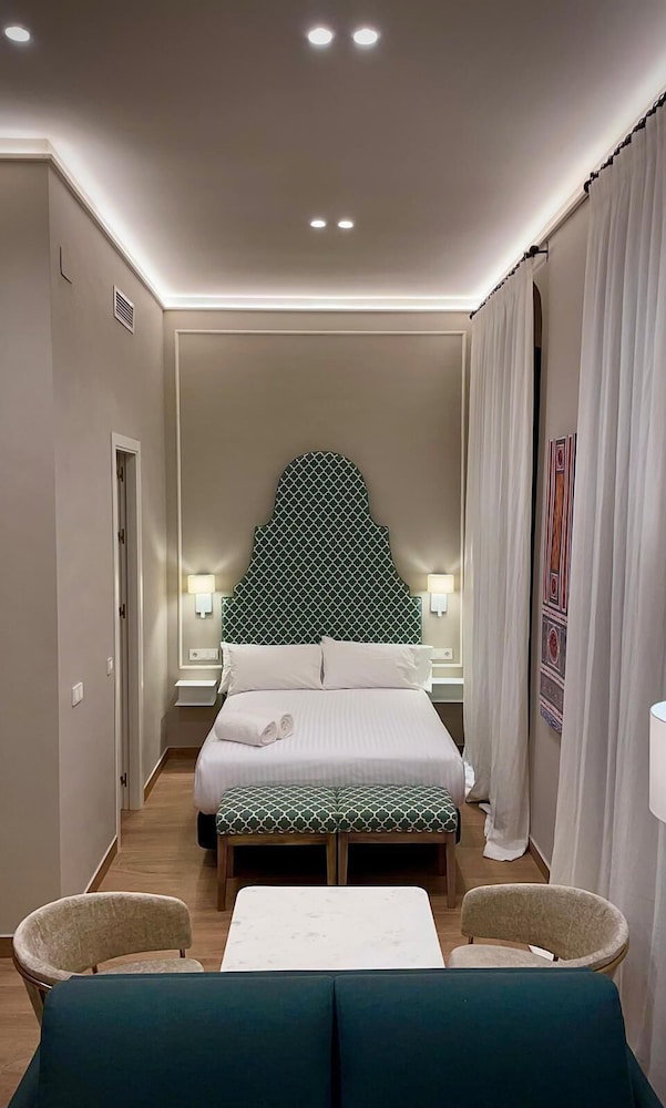Hotel Puerta De La Ribera Centro