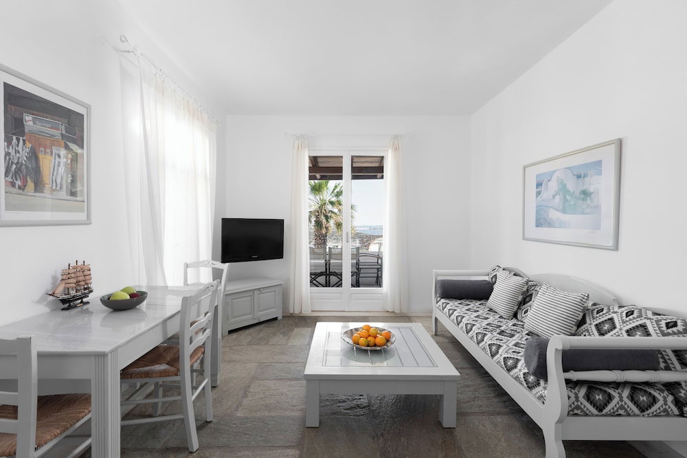 Acres Sunset Residence