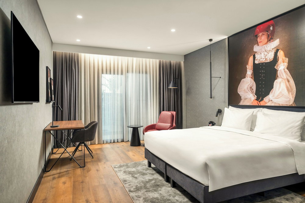 Radisson Red Hotel Izmir Point Bornova