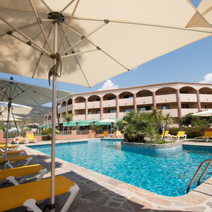 Hotel Le California Motel cazare Vico