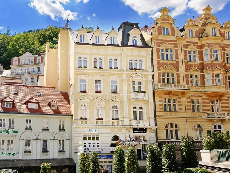 Hotel Heluan