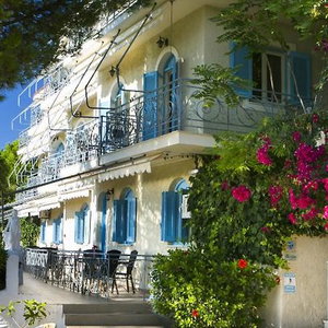 Hotel Irini Apartment cazare Lassi