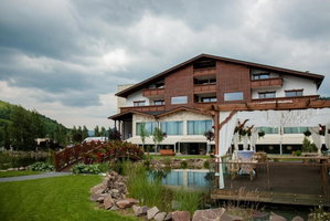 Hotel Hanul Bucovinei cazare Campulung Moldovenesc