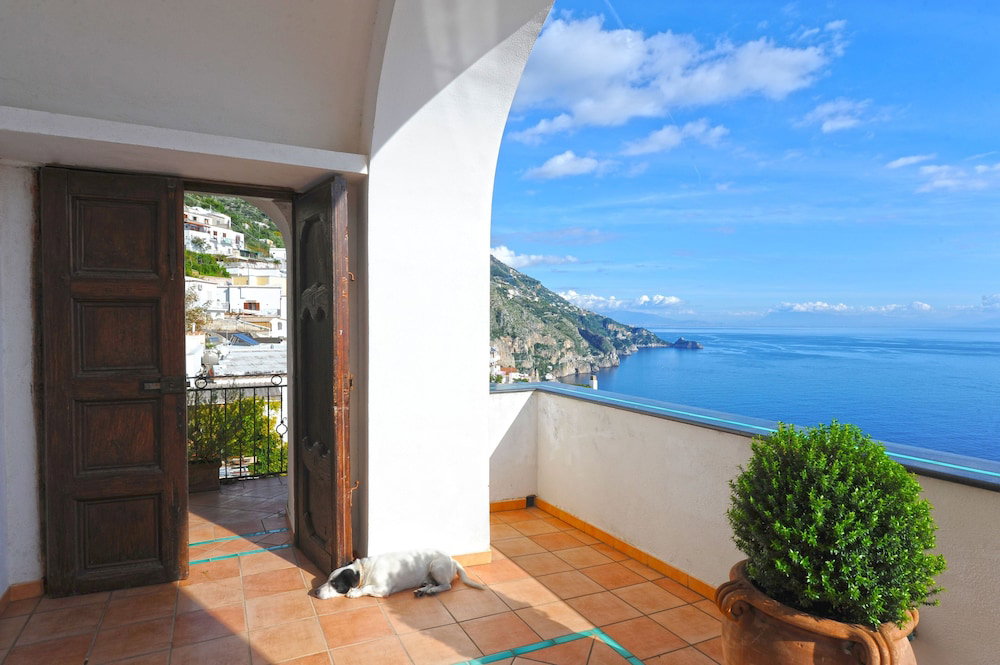 Hotel Casa Elena