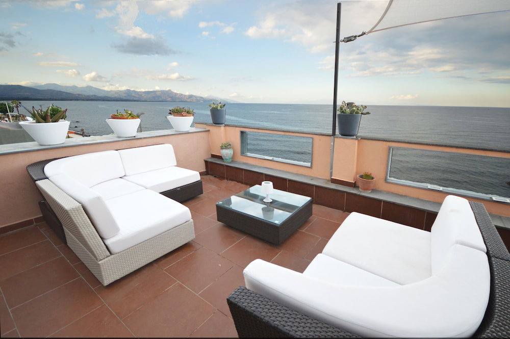 Hotel Mar Dei Poeti