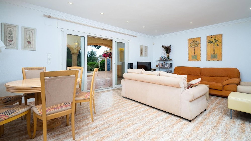 3-Bed Villa Las Rotas