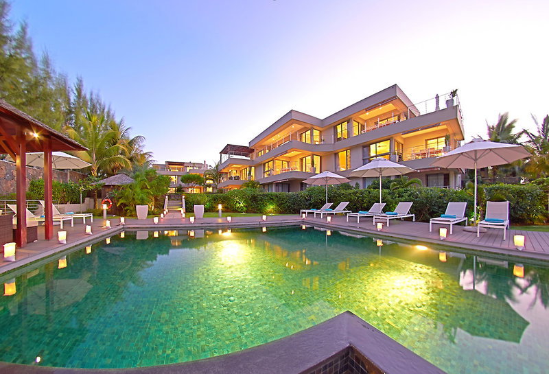 Bon Azur Beachfront Suites And Penthouses By Lov