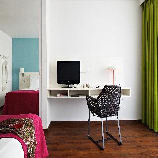 dal travel Coral Suites & Spa