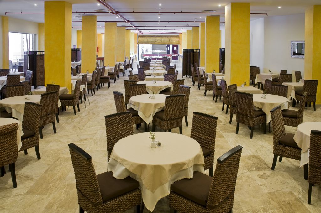 Pirámides Resort