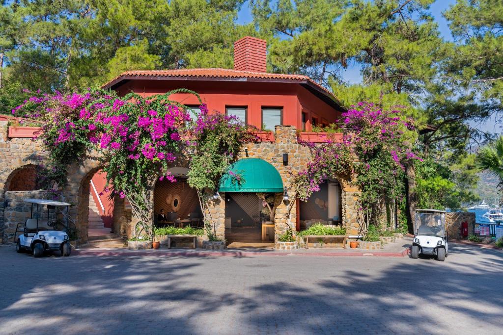 Hotel Marmaris Bay Resort +16