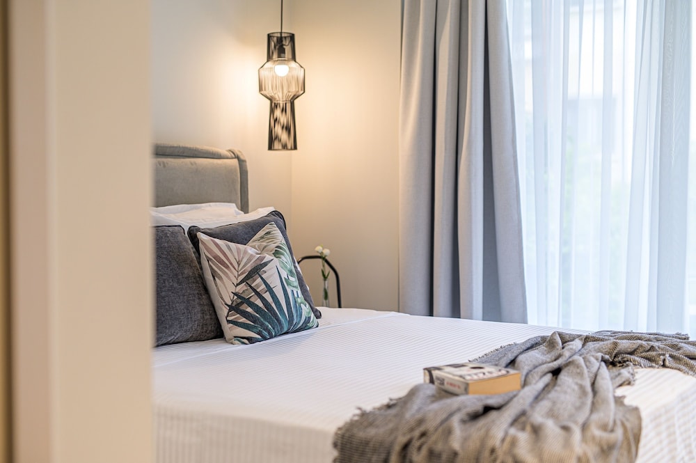 Luaz Suites Volos Center