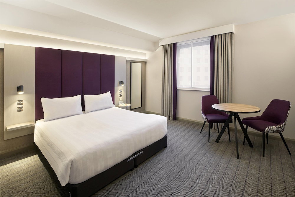 Premier Inn Glasgow Newton Mearns - M77 J4