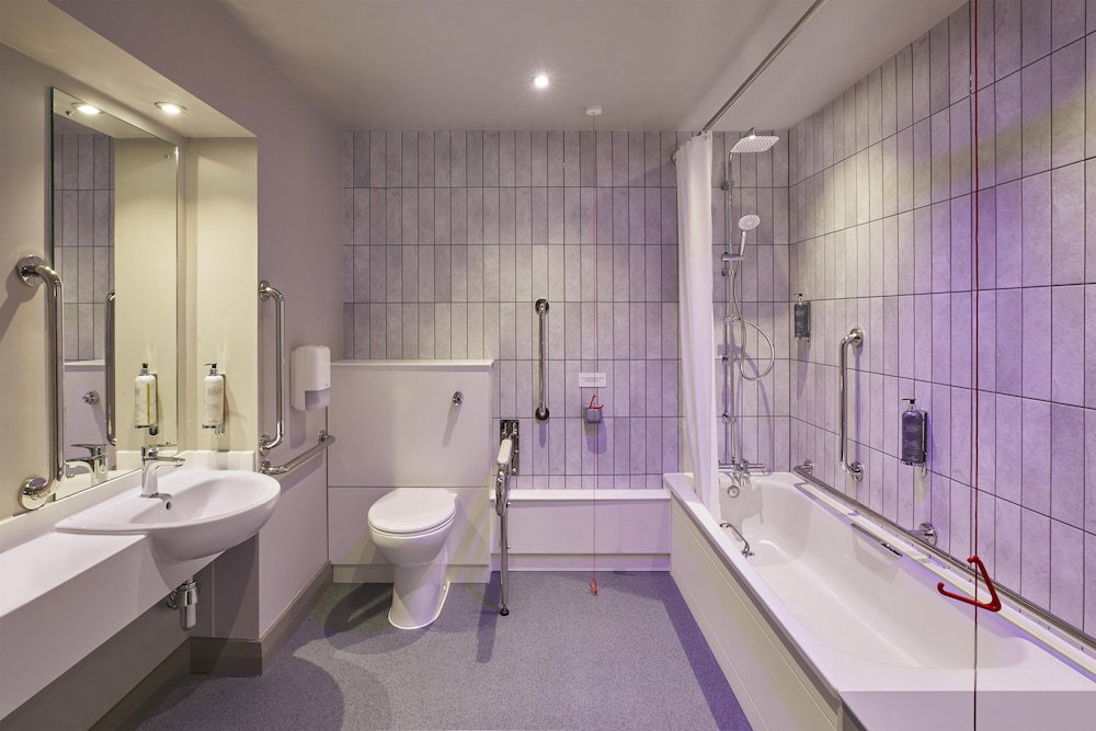 Premier Inn Glasgow Newton Mearns - M77 J4