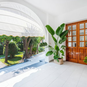Hotel Yourhome - Casa Vittoria cazare Meta