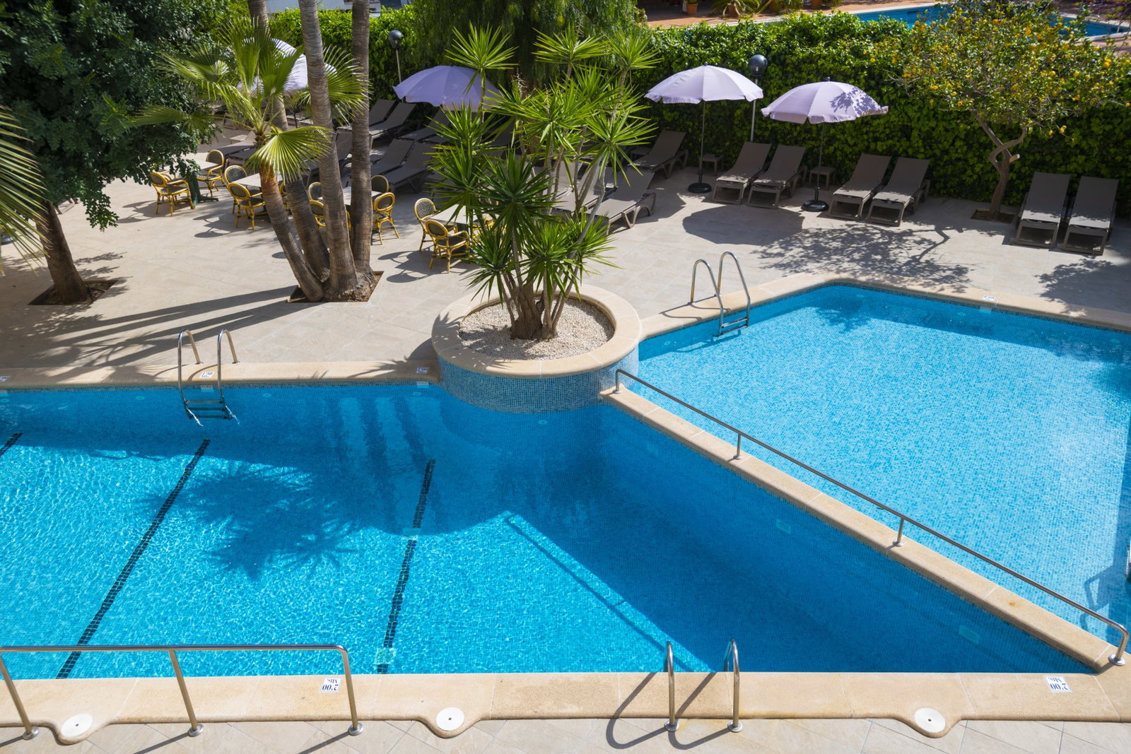 dal travel Flor Los Almendros Hotel