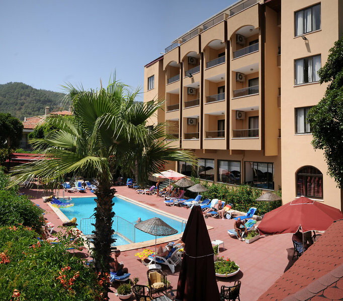 Hotel Juniper Hotel & Siesta Hotel