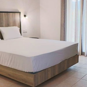 Hotel Aliston Hotel Studios cazare Skala Potamias