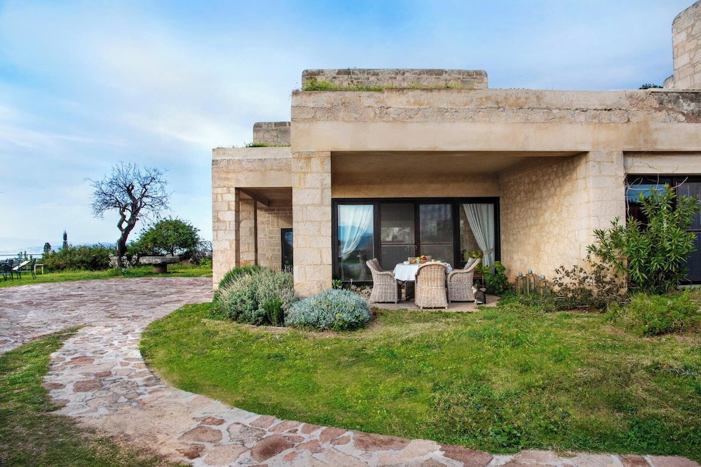 Hotel Artisan Villa Aegina