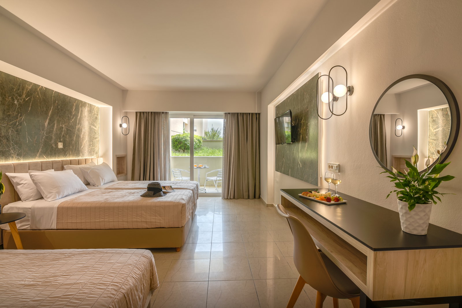Castro Beach Hotel