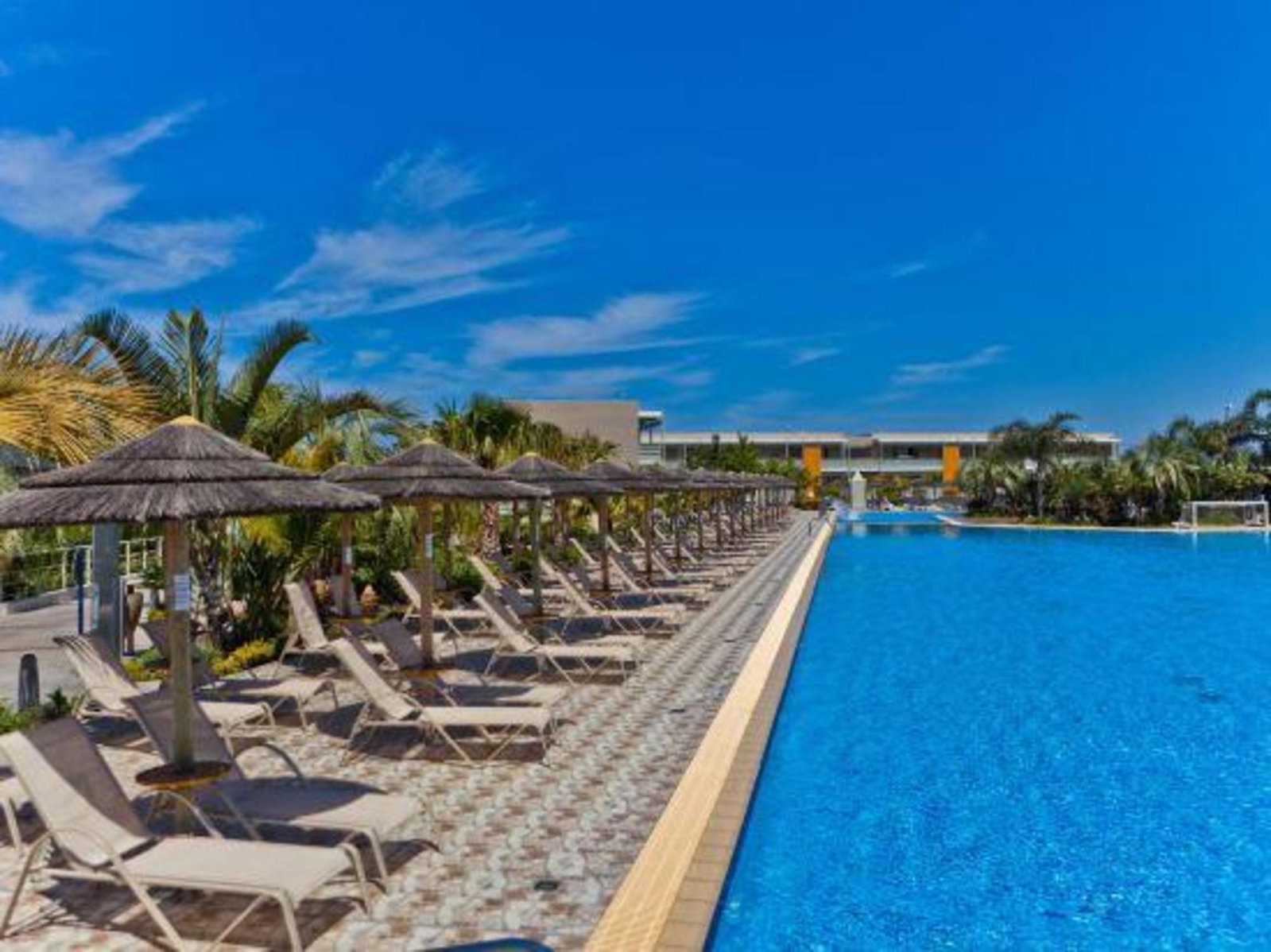 Hotel Blue Lagoon Resort