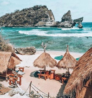 Hotel Diamond Beach Bungalow cazare Nusa Penida