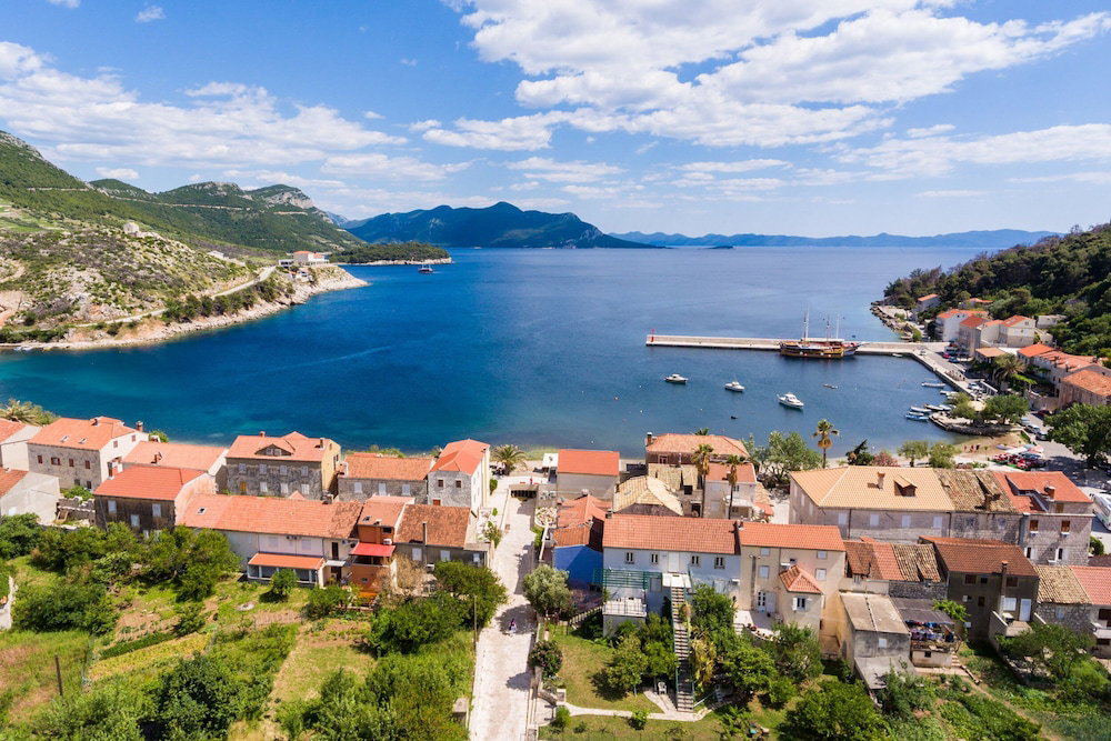 Hotel Holiday Home Jasenka Trstenik
