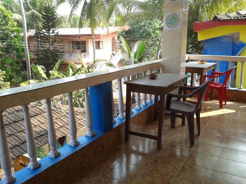 Romaldo Guest House