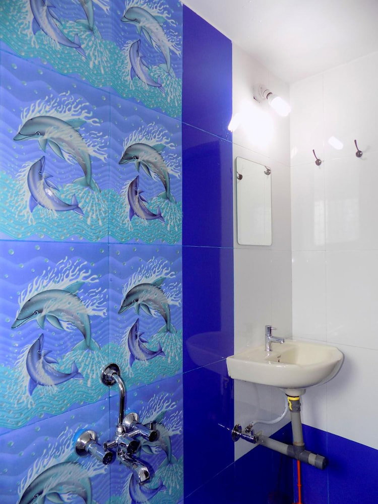Romaldo Guest House