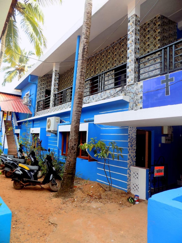 Romaldo Guest House