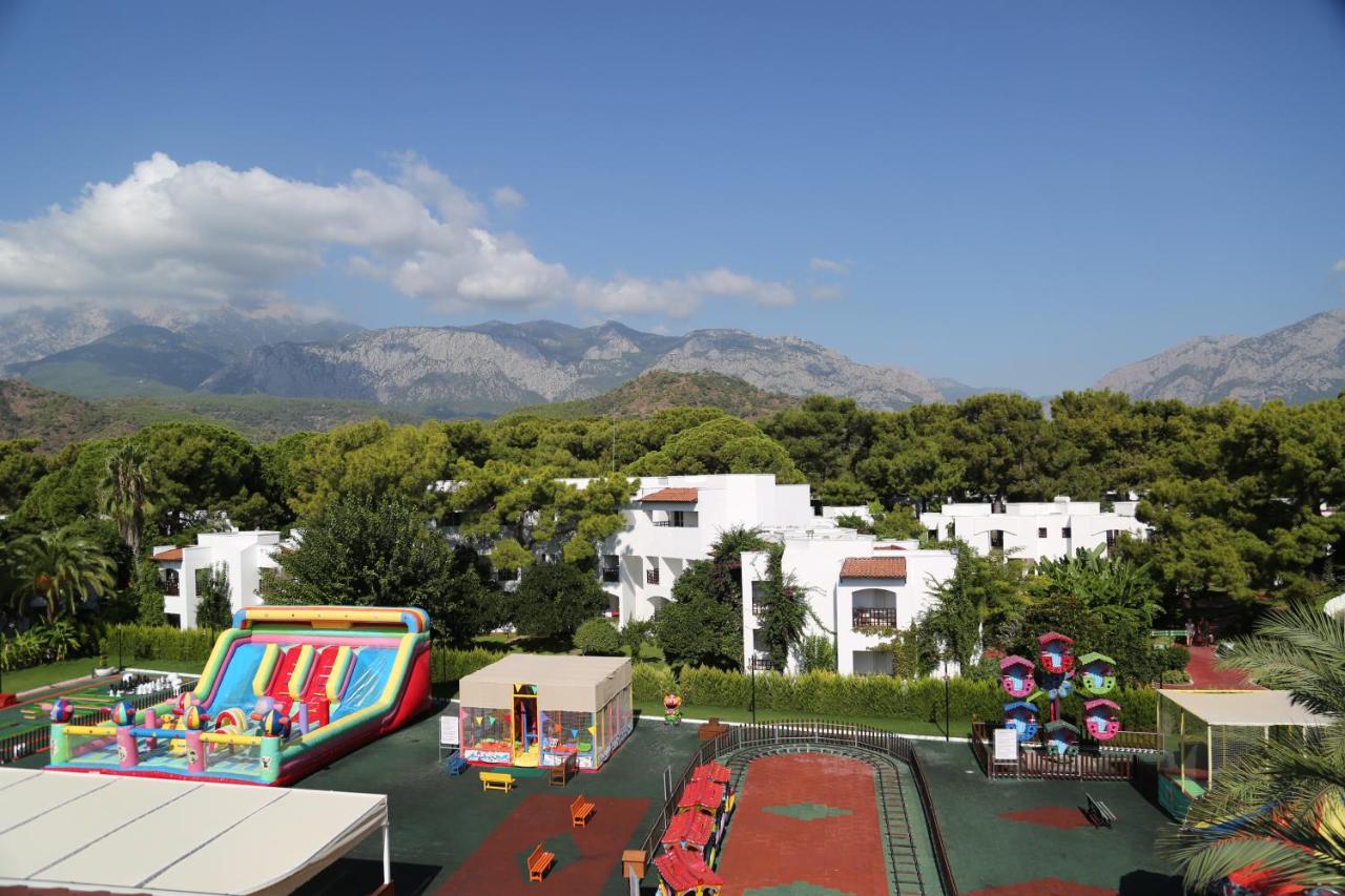dal travel Emelda Sun Club