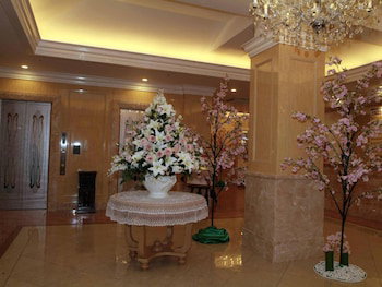 Fine Garden Toyonaka Osaka Interntl Airport -