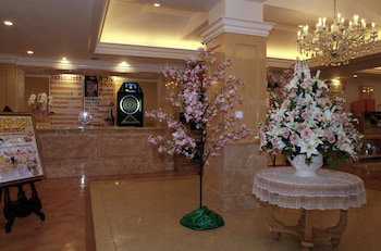 Fine Garden Toyonaka Osaka Interntl Airport -